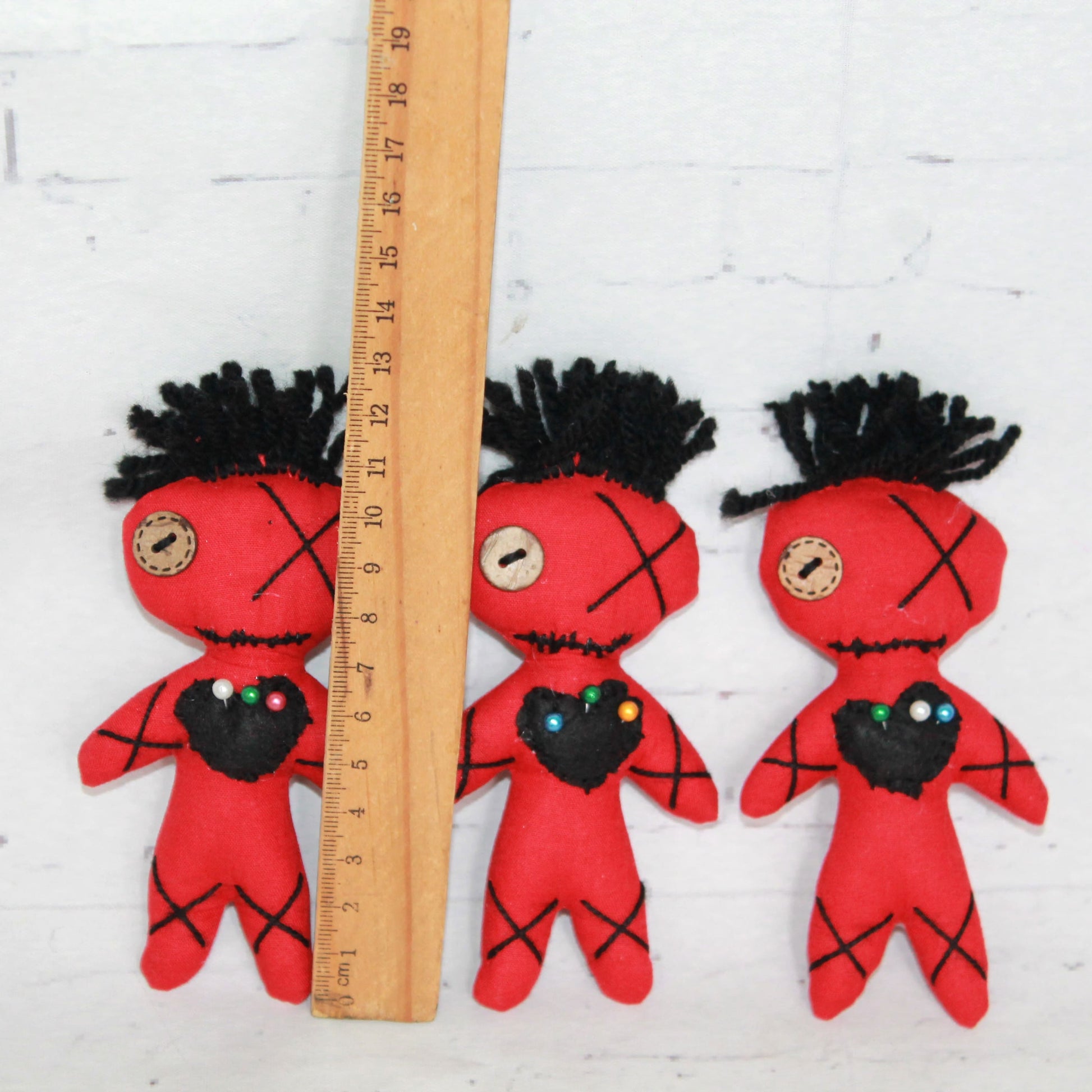 Set of 3 handmade red voodoo dolls, 4 inch mini plush with stitched hearts and pins – spooky cute gothic party favors or Halloween decor